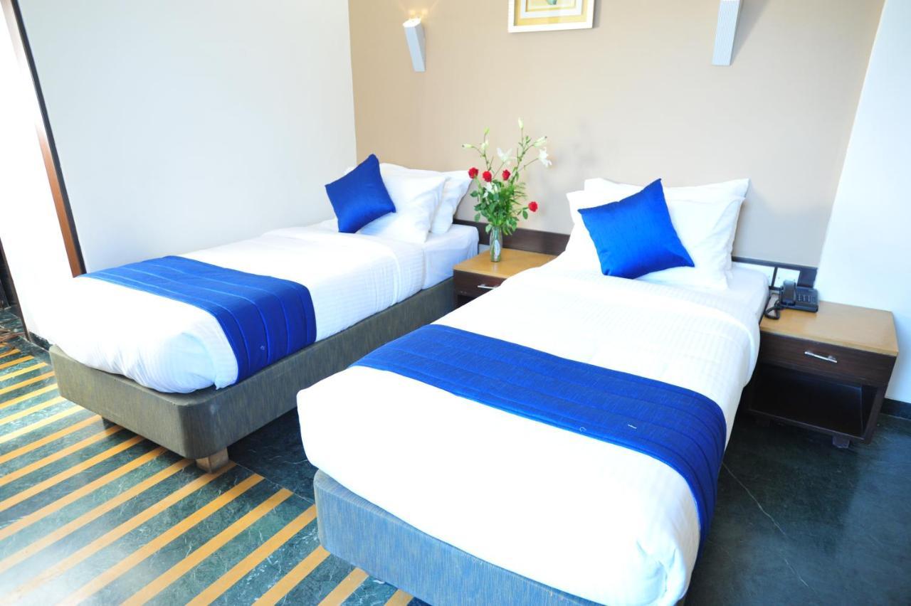 Hotel Dr Rajkumar International Bangalore Dış mekan fotoğraf