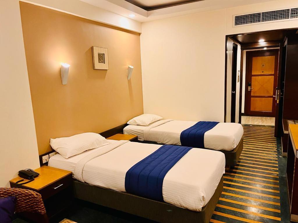Hotel Dr Rajkumar International Bangalore Dış mekan fotoğraf