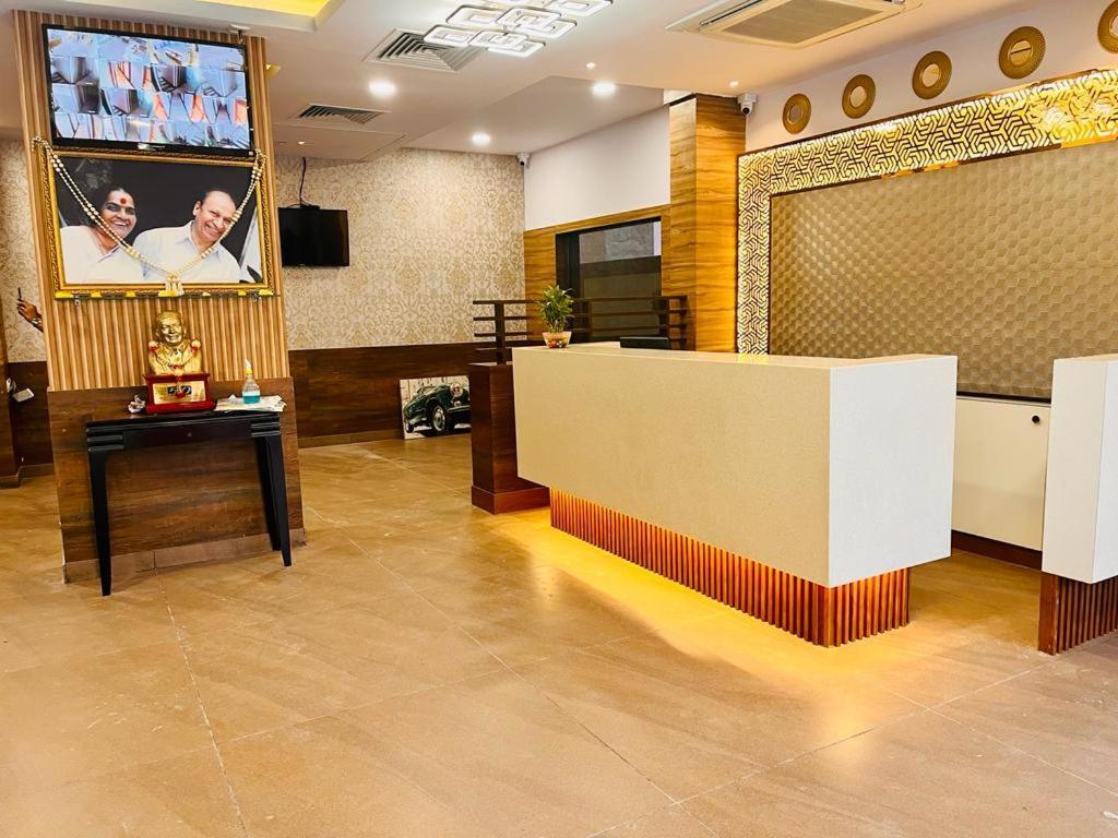 Hotel Dr Rajkumar International Bangalore Dış mekan fotoğraf